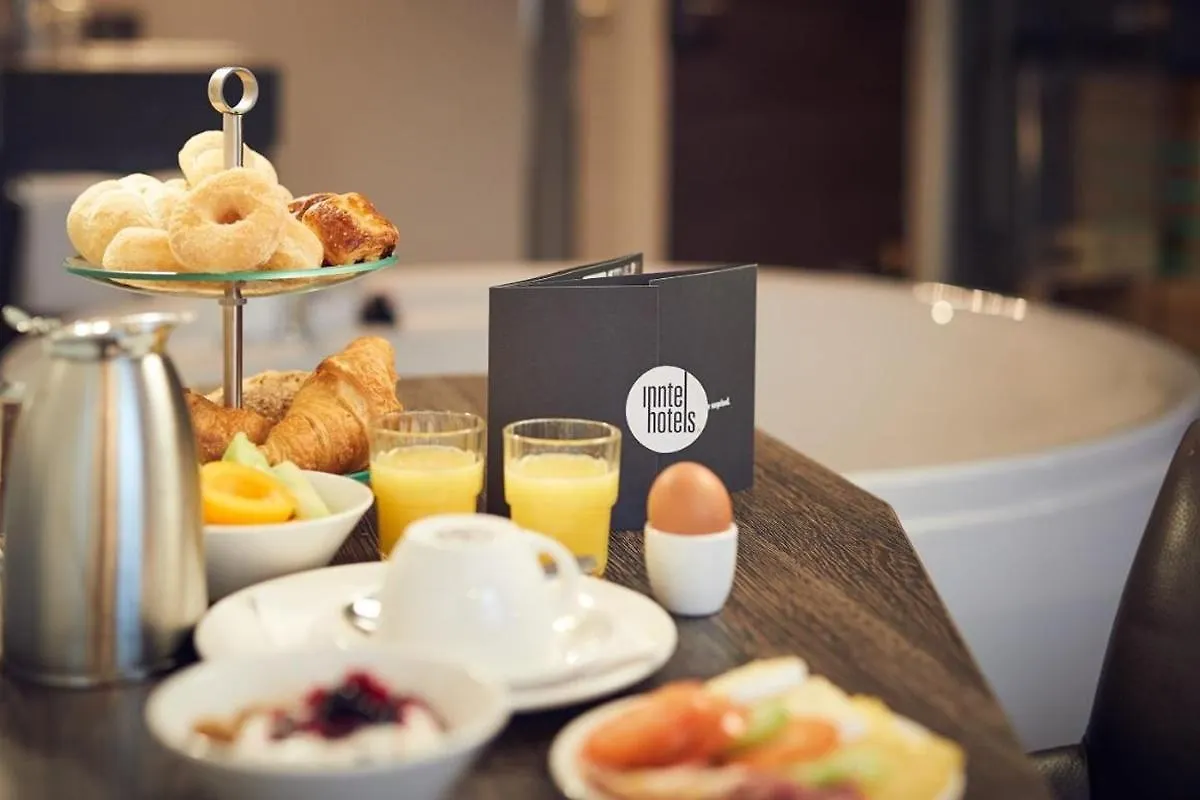 Inntel Hotels Amsterdam Centre 4*,  Pays-Bas