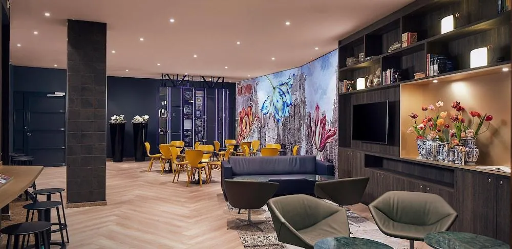 Inntel Hotels Amsterdam Centre 4*,