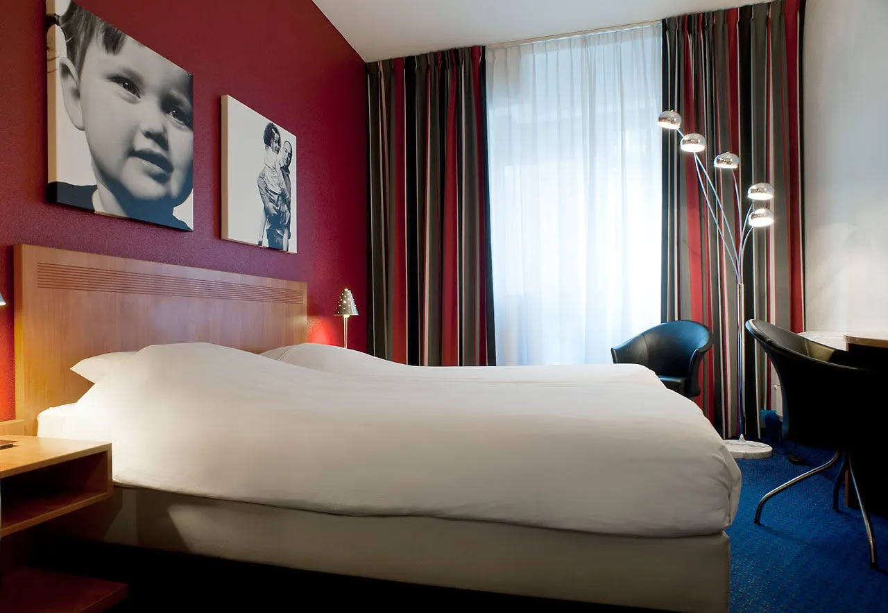 ****  Inntel Hotels Amsterdam Centre Нидерланды